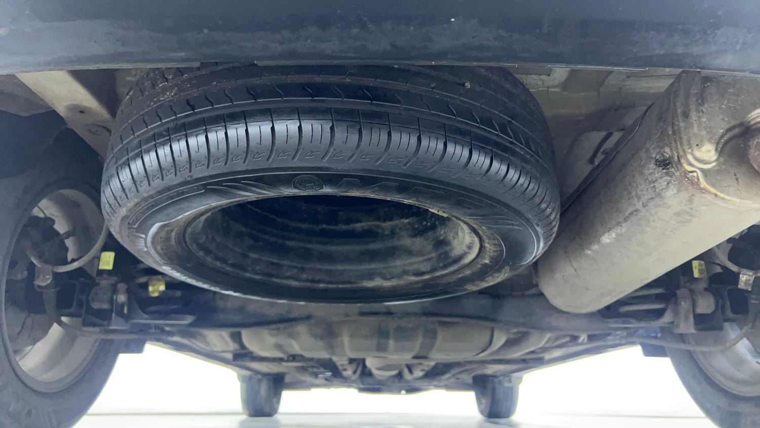 Used 2022 Kia Carens Luxury Plus 1.4 Petrol 6 STR Petrol Manual extra REAR UNDERBODY VIEW (TAKEN FROM REAR)