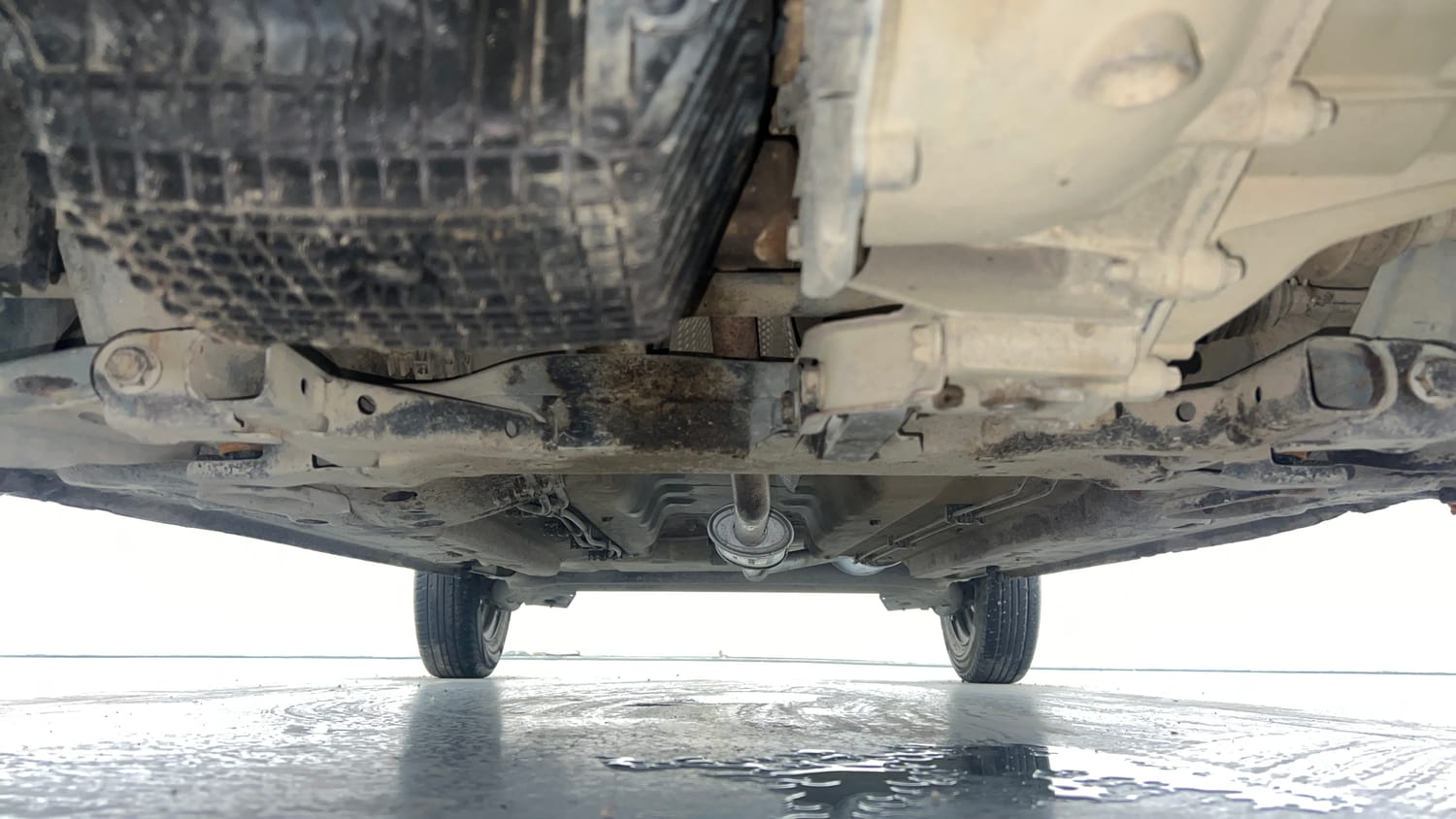 Used 2019 Datsun Redi-GO T (O) Petrol Manual extra FRONT LEFT UNDERBODY VIEW