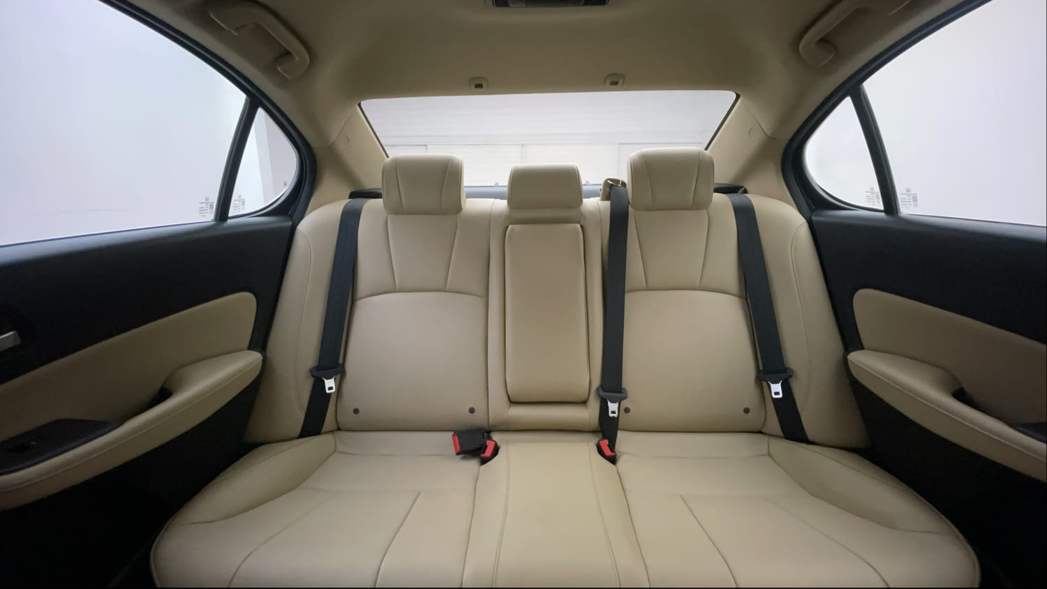 Used 2021 Honda City ZX Diesel Diesel Manual interior REAR SEAT CONDITION VIEW