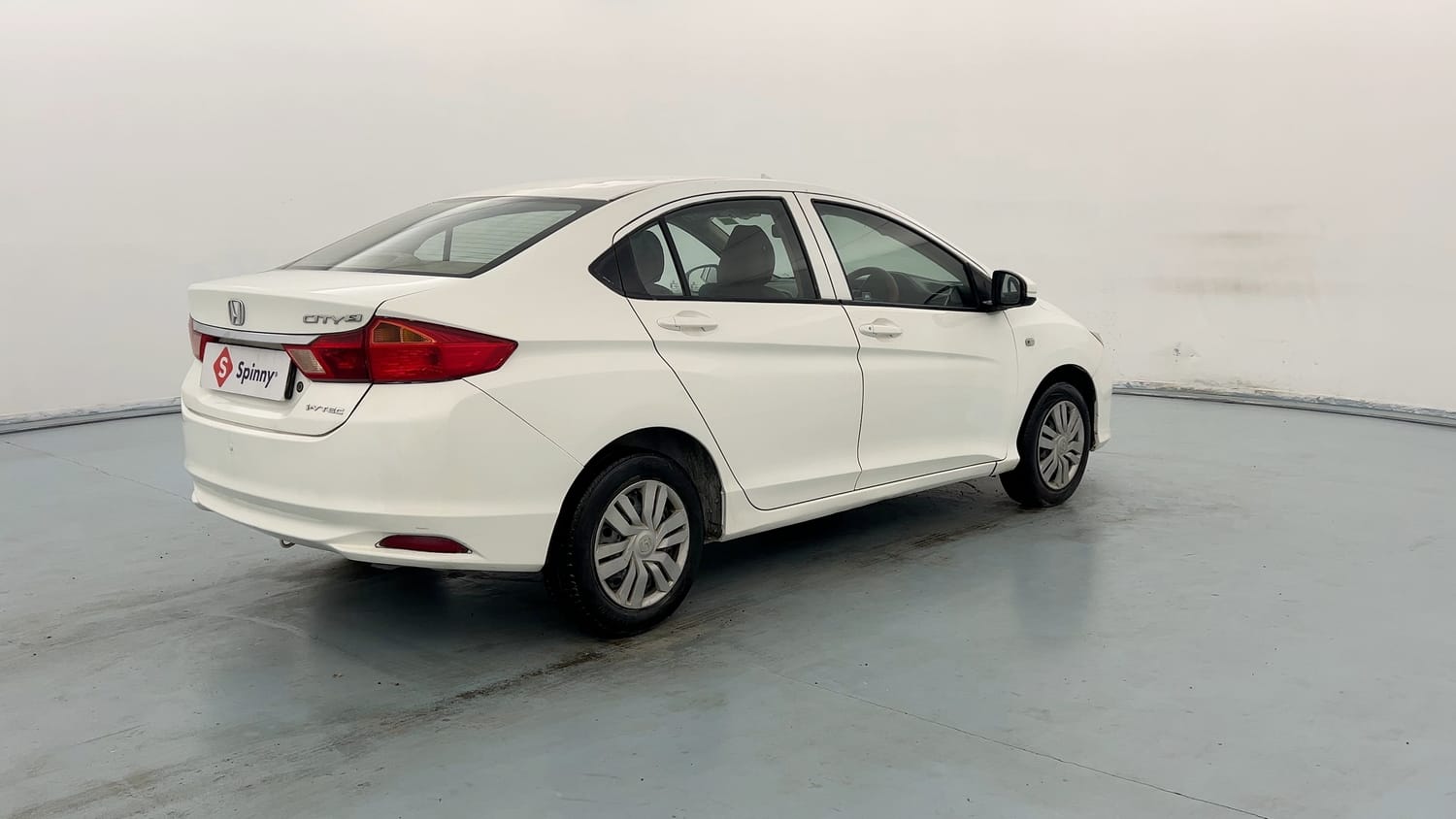 Used 2014 Honda City S Petrol Manual exterior RIGHT REAR CORNER VIEW