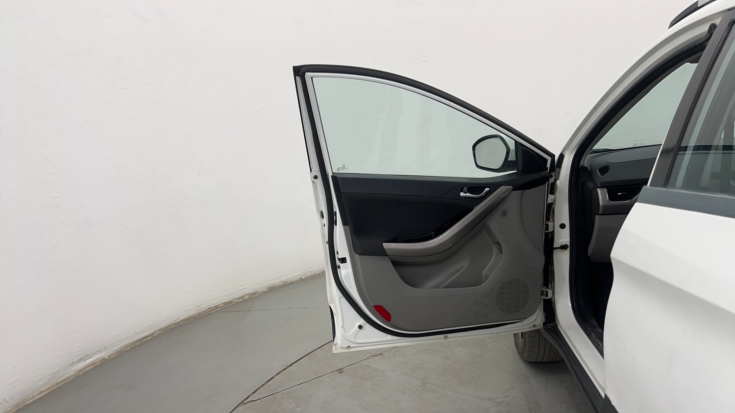 Used 2019 Tata Nexon XZA Plus Diesel Diesel Automatic interior LEFT FRONT DOOR OPEN VIEW