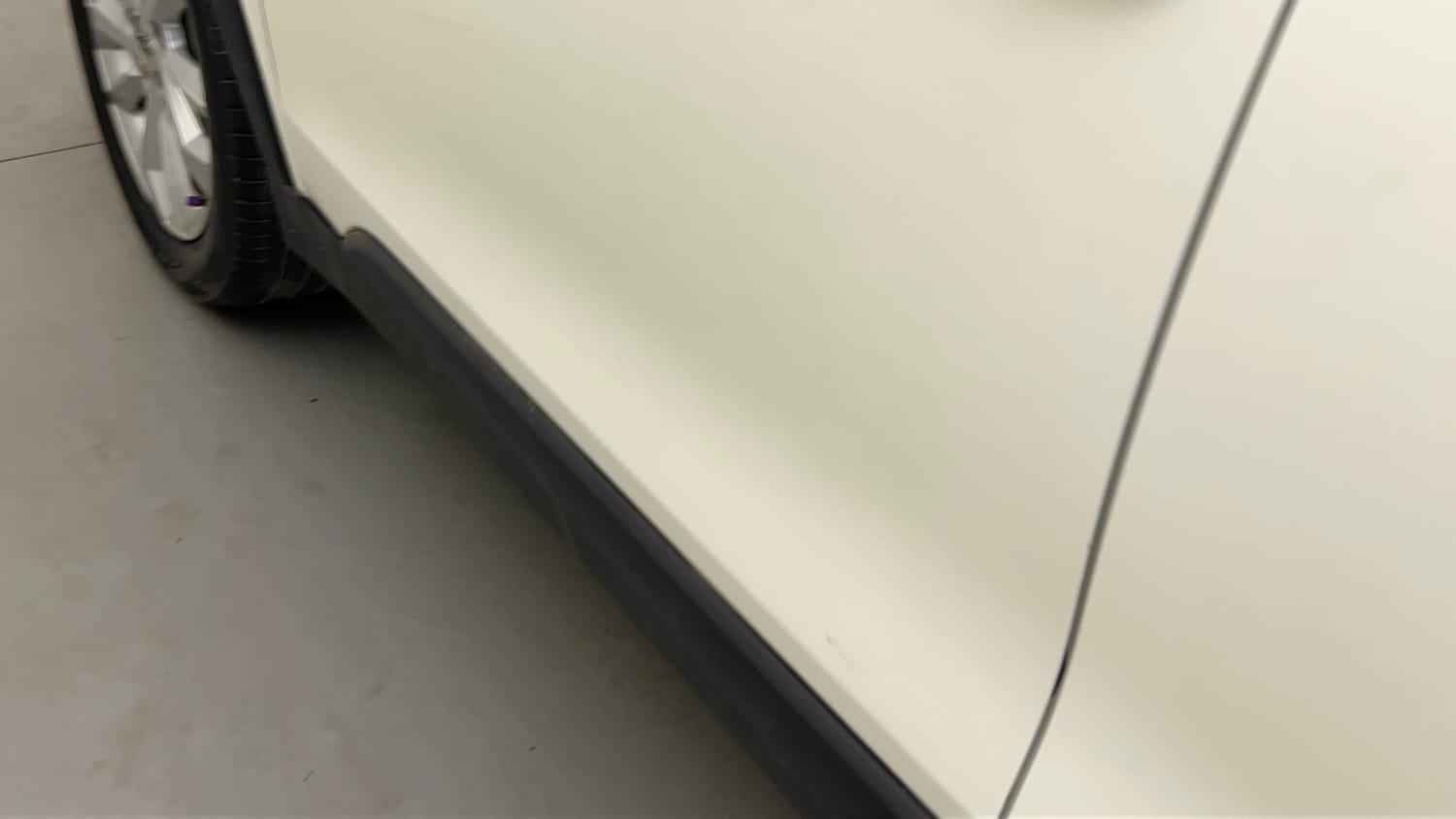 Used 2021 Mahindra XUV 300 W8 1.2 Petrol Petrol Manual dents MINOR SCRATCH