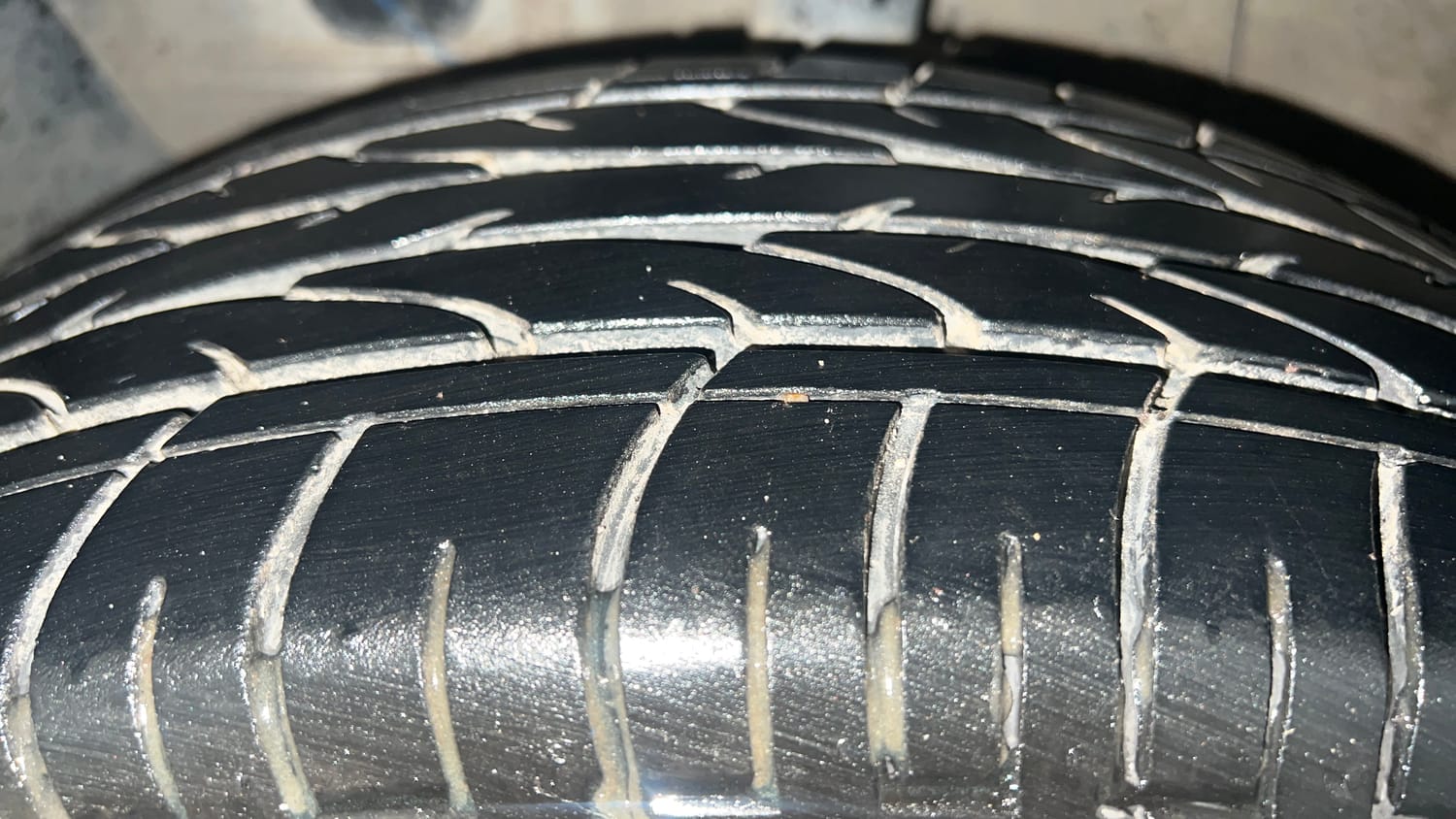Used 2021 Hyundai Creta S 1.5 Diesel Diesel Manual tyres LEFT FRONT TYRE TREAD VIEW