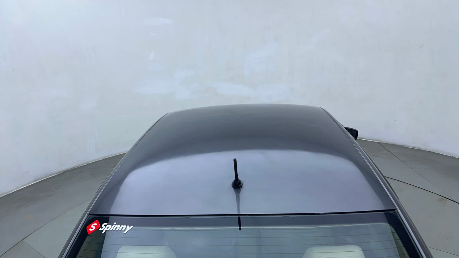 Used 2013 Volkswagen Vento Highline Petrol Petrol Manual exterior EXTERIOR ROOF VIEW