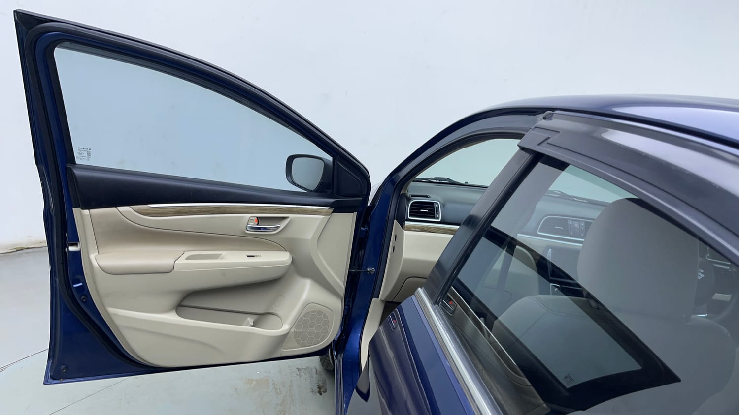 Used 2021 Maruti Suzuki Ciaz Alpha Hybrid 1.5 Petrol Manual interior LEFT FRONT DOOR OPEN VIEW