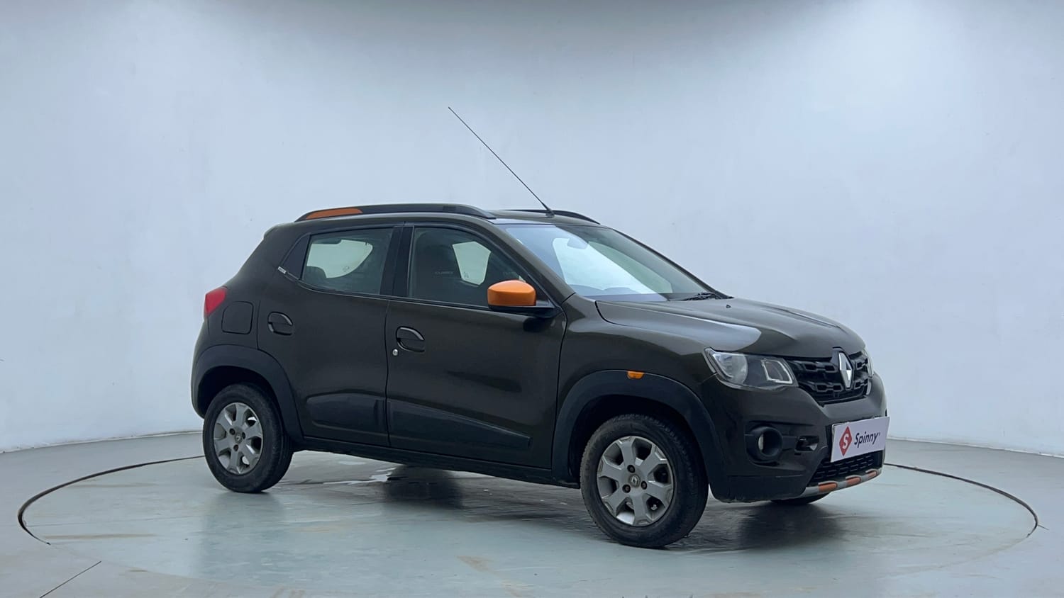 Used 2018 Renault Kwid CLIMBER 1.0 Petrol Manual exterior RIGHT FRONT CORNER VIEW