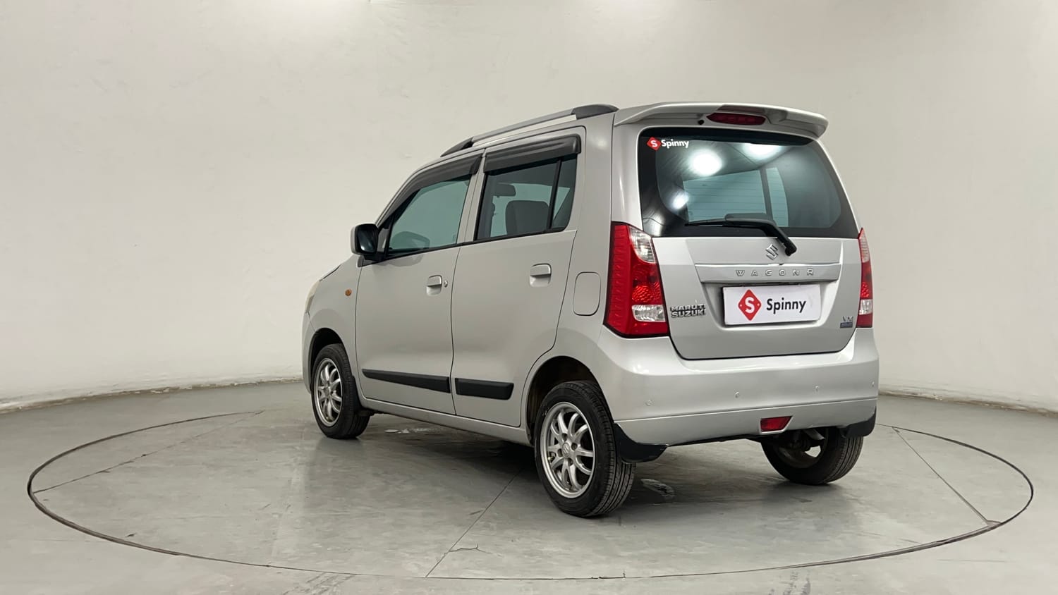 Used 2016 Maruti Suzuki Wagon R 1.0 VXI AMT Petrol Automatic exterior LEFT REAR CORNER VIEW