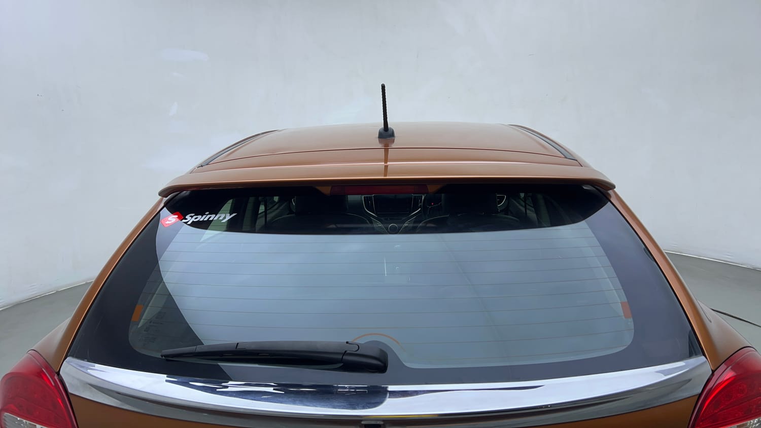 Used 2018 Maruti Suzuki Baleno Alpha 1.2 Petrol Manual exterior BACK WINDSHIELD VIEW