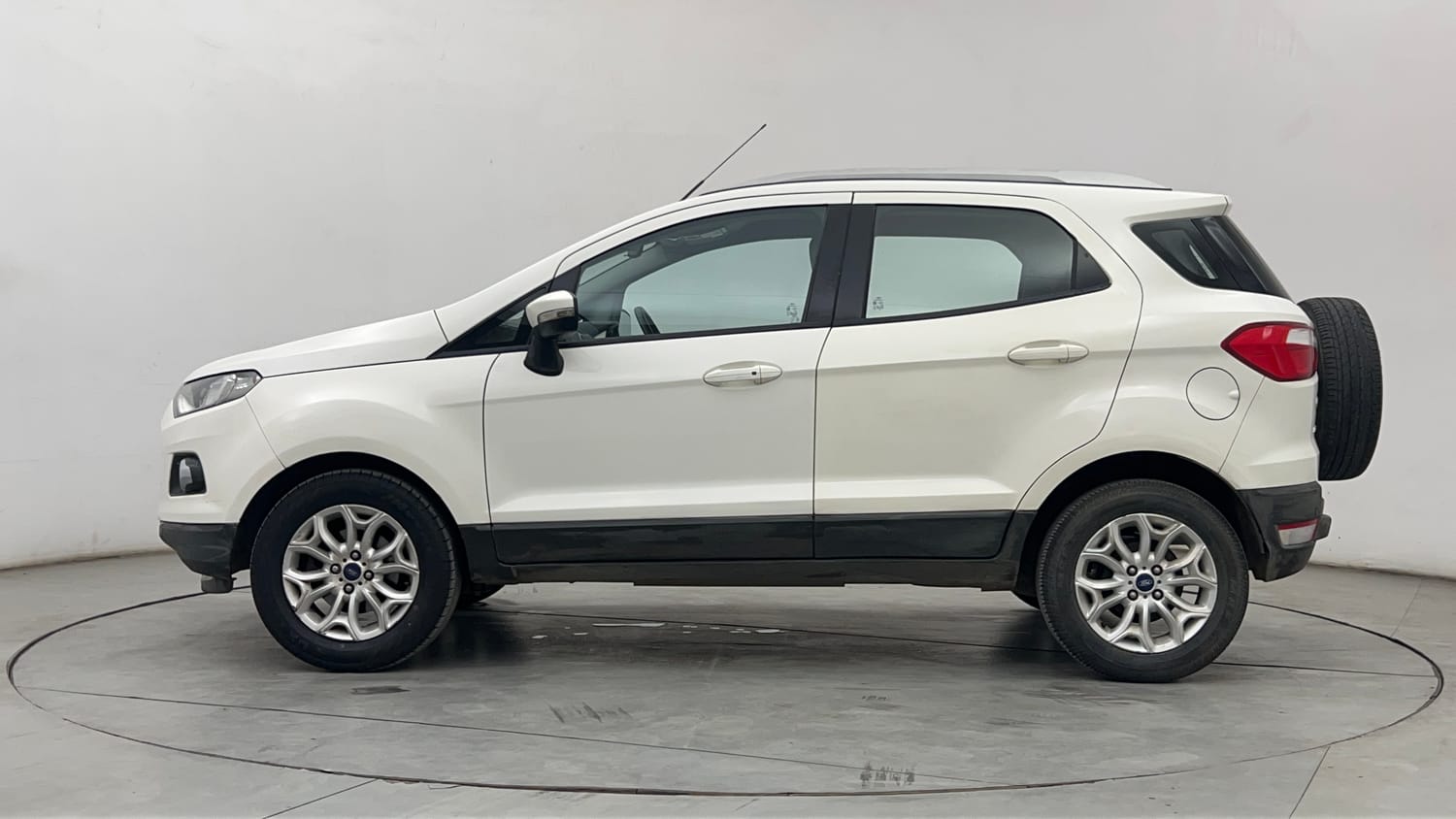 Used 2016 Ford EcoSport Titanium 1.5L Ti-VCT AT Petrol Automatic exterior LEFT SIDE VIEW