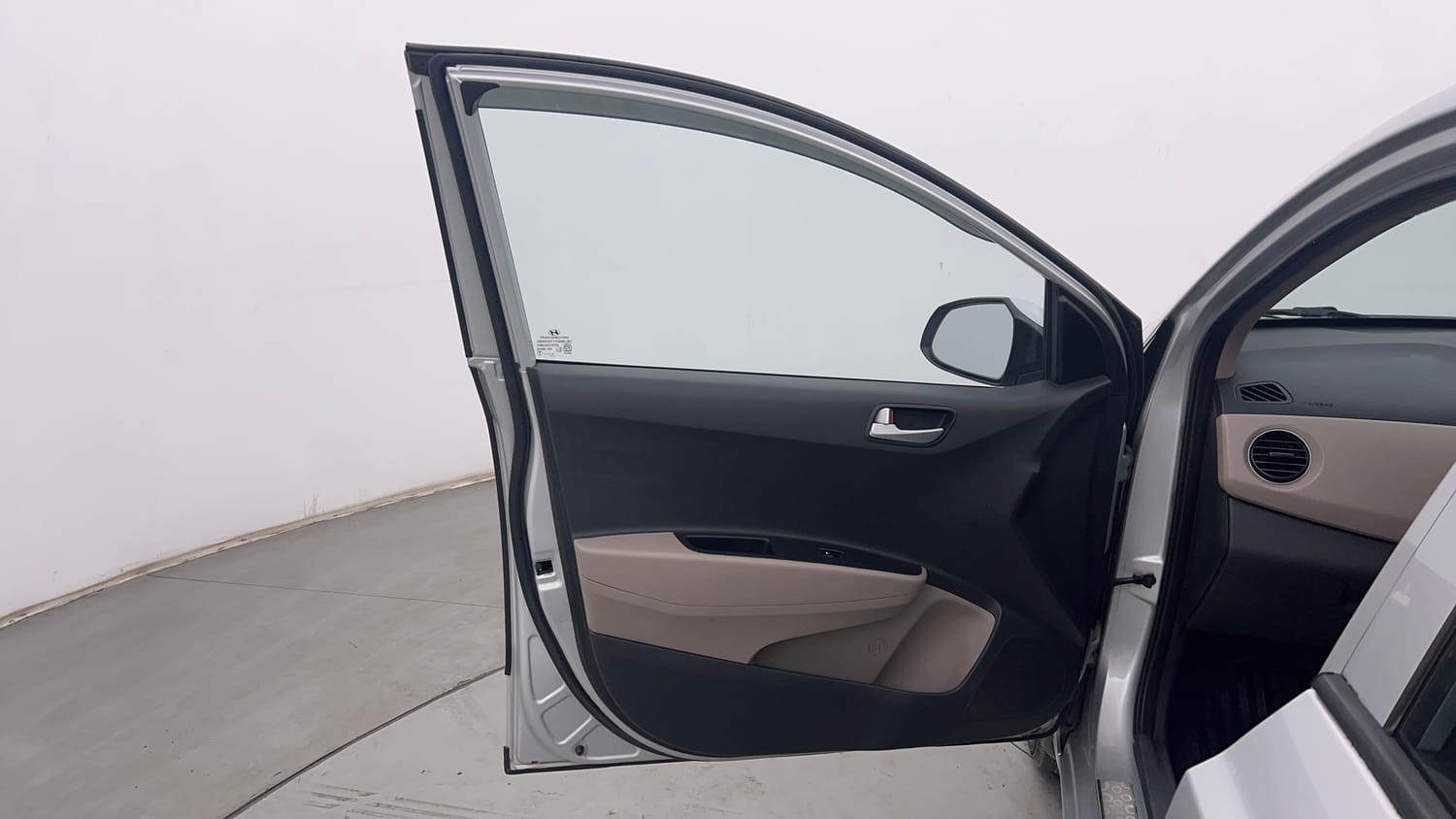 Used 2018 Hyundai Grand i10 Sportz 1.2 Kappa VTVT Petrol Manual interior LEFT FRONT DOOR OPEN VIEW