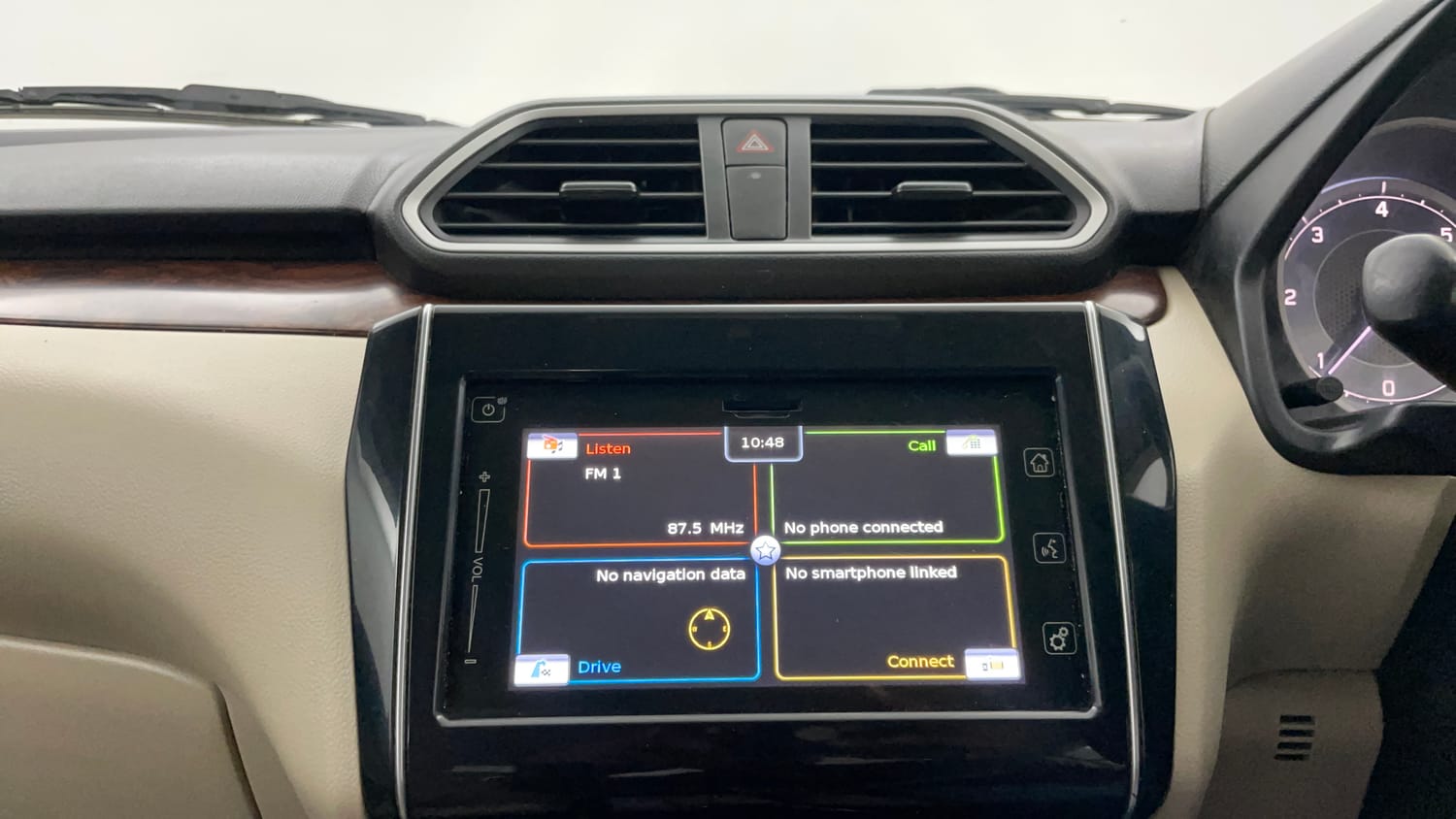 Used 2017 Maruti Suzuki Dzire ZDi Plus AMT Diesel Automatic interior MUSIC SYSTEM & AC CONTROL VIEW