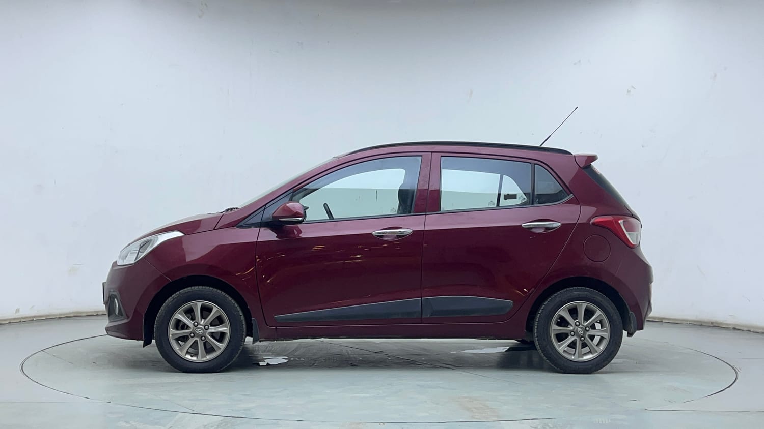 Used 2016 Hyundai Grand i10 Asta 1.2 Kappa VTVT Petrol Manual exterior LEFT SIDE VIEW