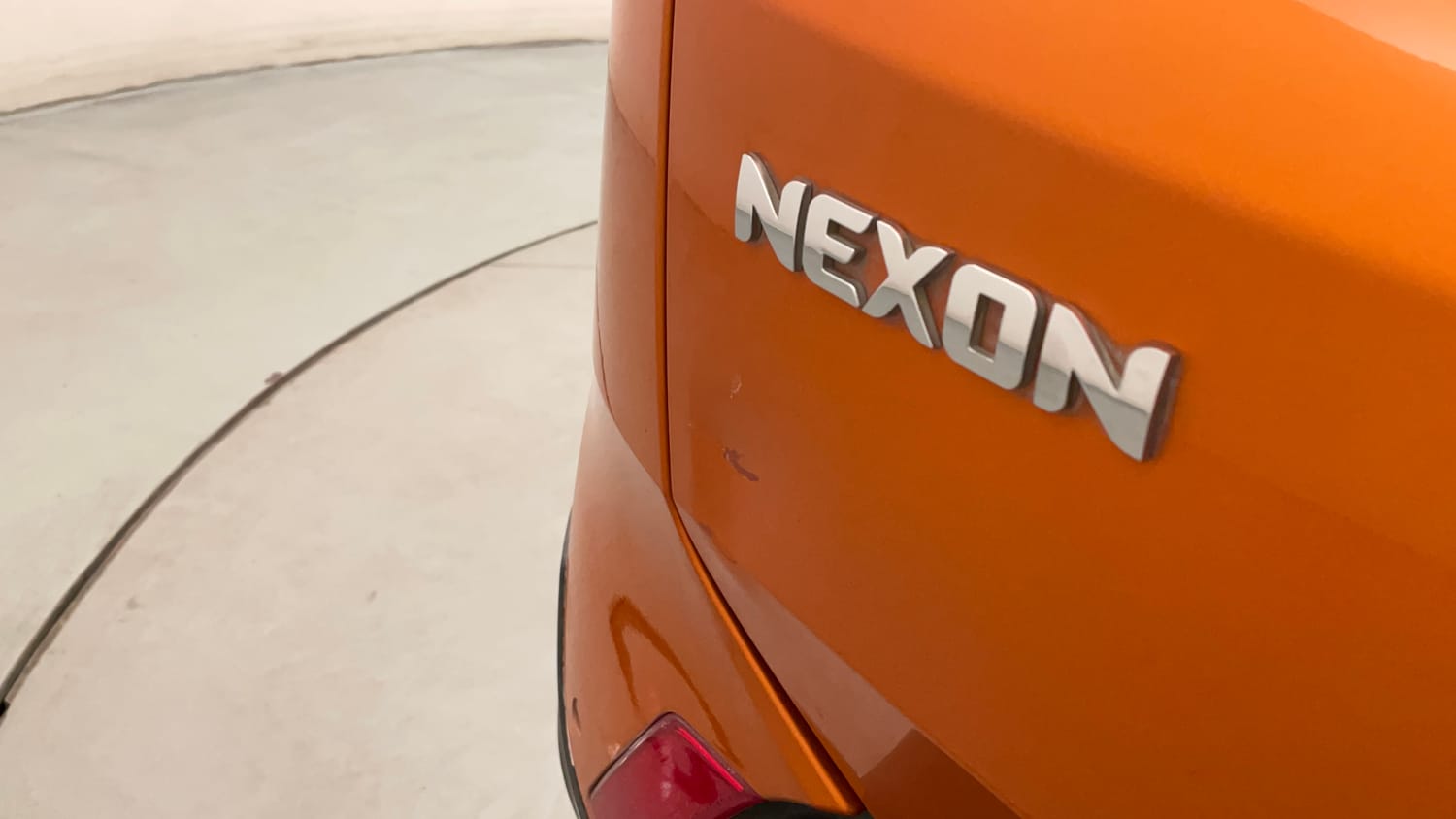 Used 2018 Tata Nexon XZ Plus Petrol Manual dents MINOR SCRATCH