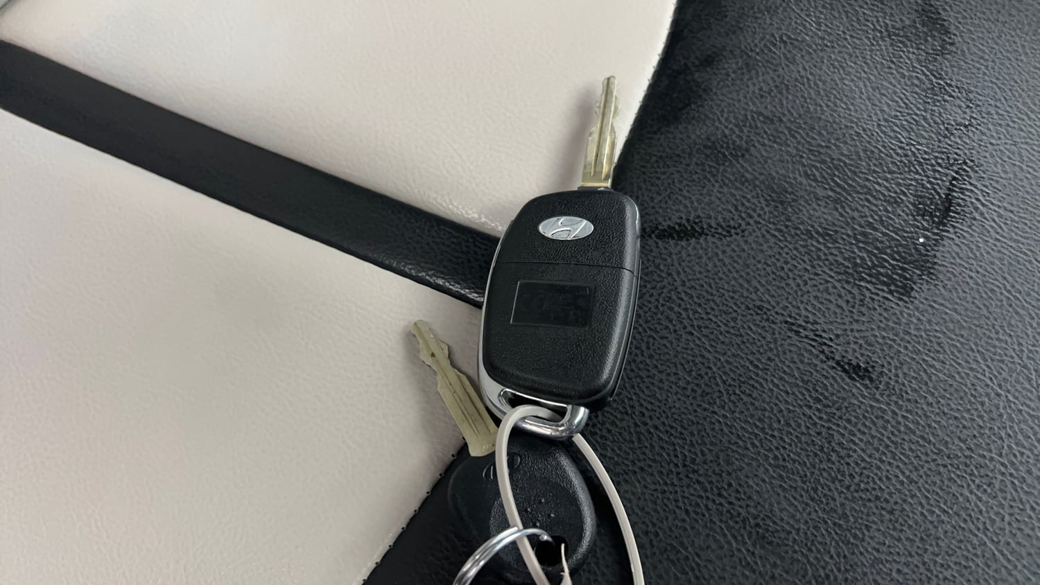 Used 2021 Hyundai Venue SX 1.5 CRDi Diesel Manual extra CAR KEY VIEW
