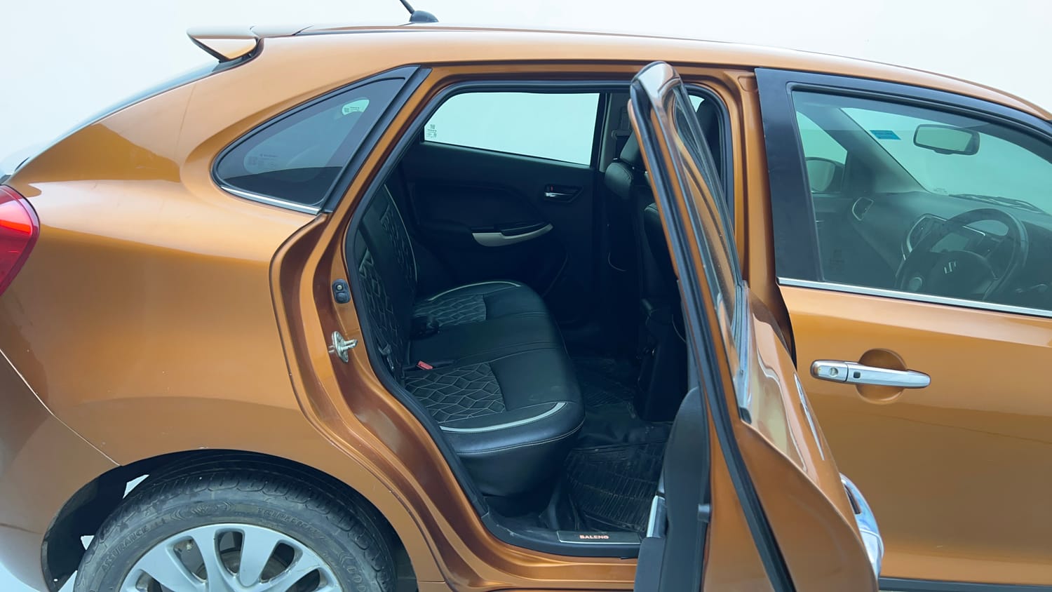 Used 2018 Maruti Suzuki Baleno Alpha 1.2 Petrol Manual interior RIGHT SIDE REAR DOOR CABIN VIEW