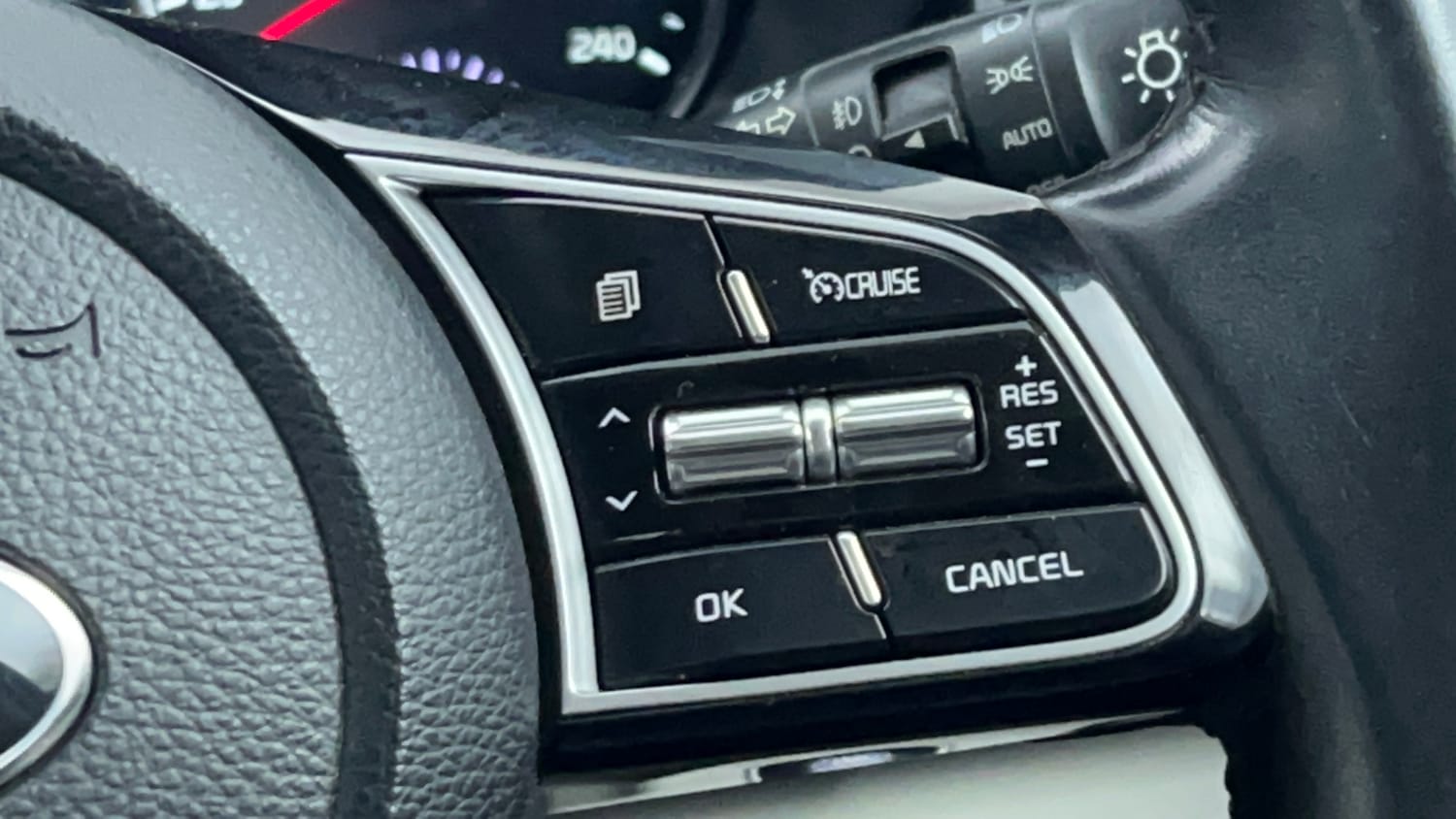 Used 2019 Kia Seltos HTX Plus 1.5 Diesel Diesel Manual top_features Cruise control