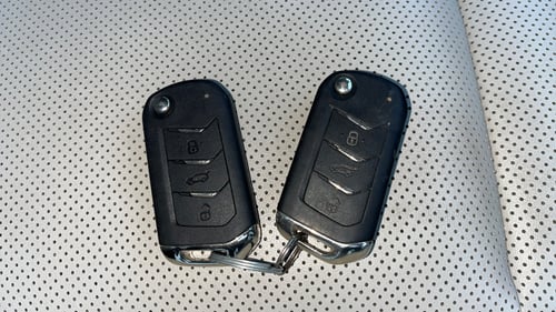 Used 2024 Mahindra XUV700 AX7 Luxury Pack Petrol AT 7 STR Petrol Automatic extra CAR KEY VIEW