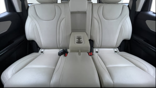 Used 2024 Mahindra XUV700 AX7 Luxury Pack Petrol AT 7 STR Petrol Automatic interior REAR SEAT CONDITION VIEW