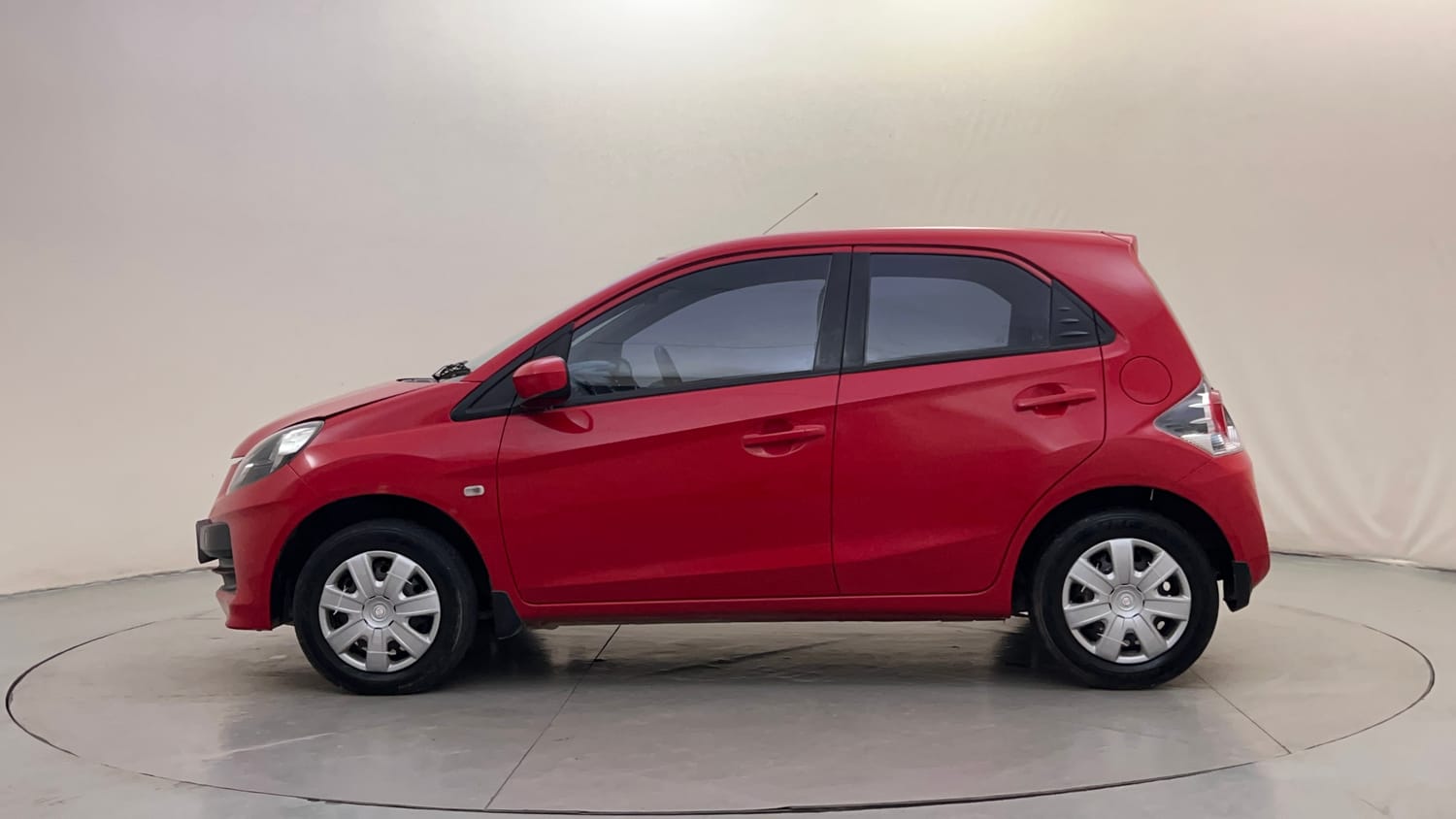 Used 2013 Honda Brio S MT Petrol Manual exterior LEFT SIDE VIEW
