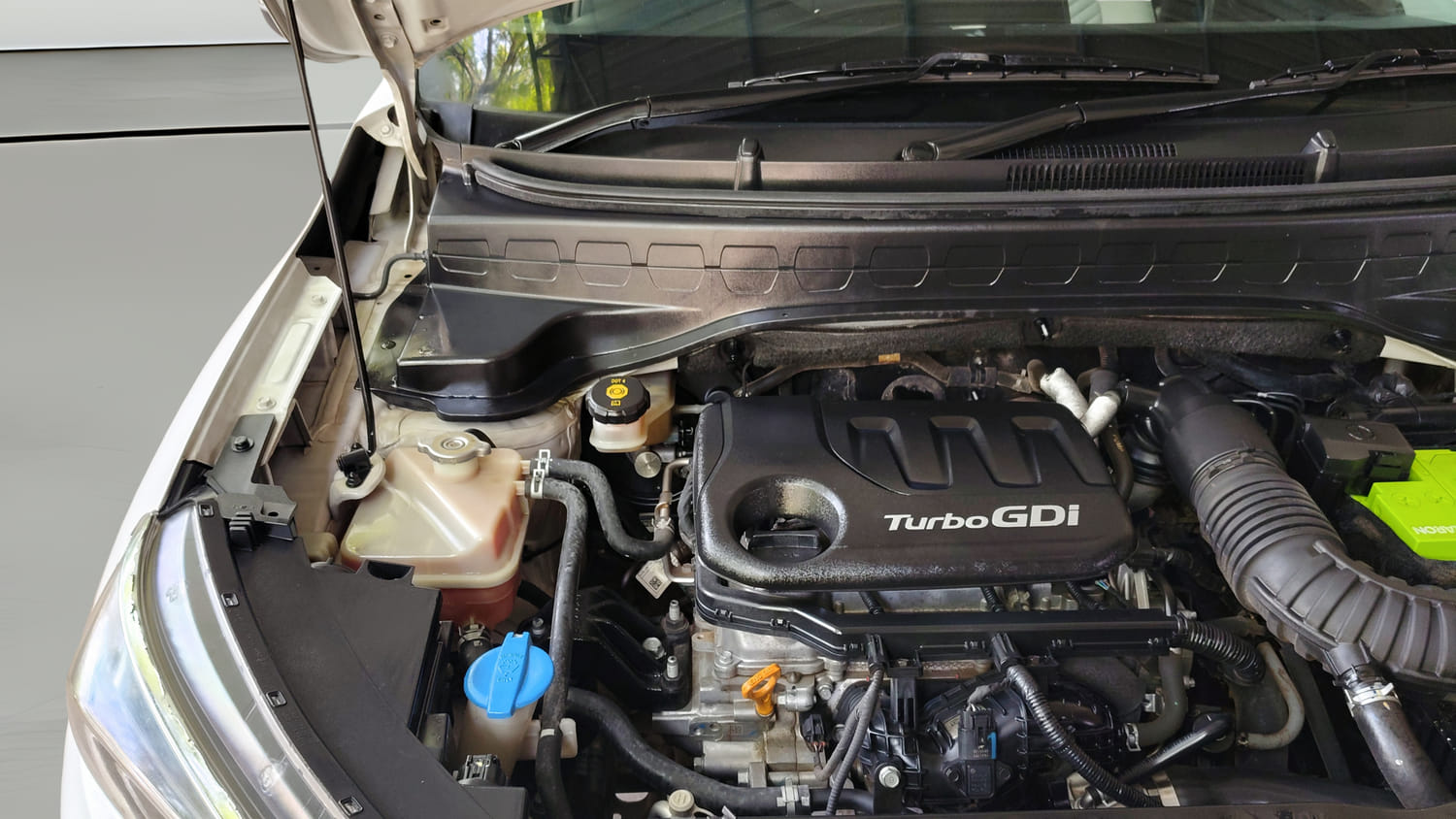 Used 2021 Kia Sonet HTX Plus 1.0 iMT Petrol Manual engine ENGINE LEFT SIDE HINGE & APRON VIEW
