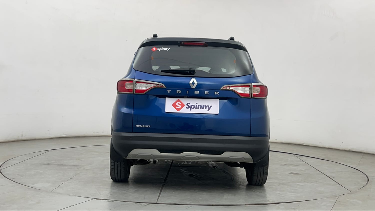 Used 2022 Renault Triber RXZ Dual Tone Petrol Manual exterior BACK VIEW