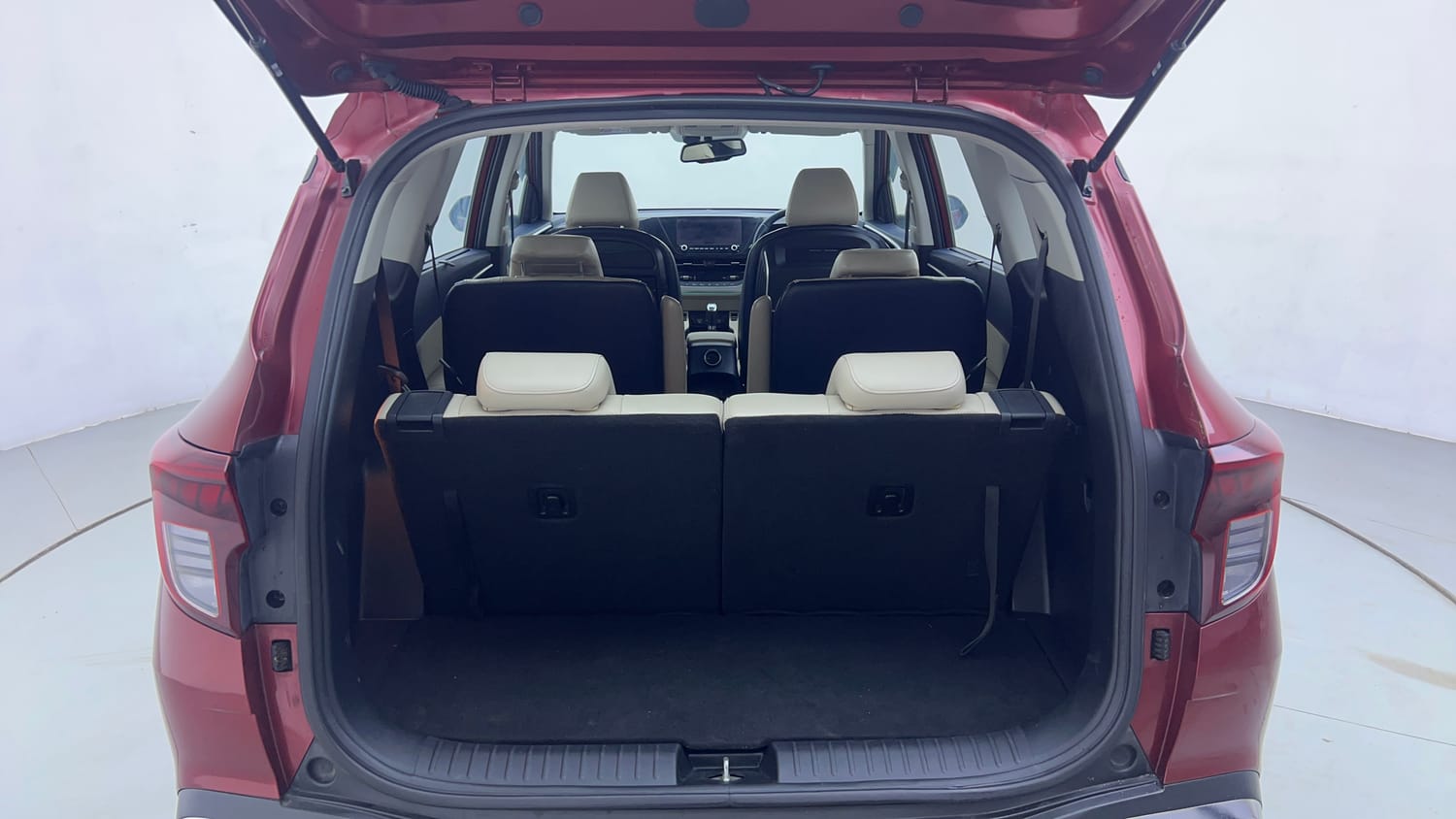 Used 2022 Kia Carens Luxury Plus 1.4 Petrol 6 STR Petrol Manual interior DICKY INSIDE VIEW