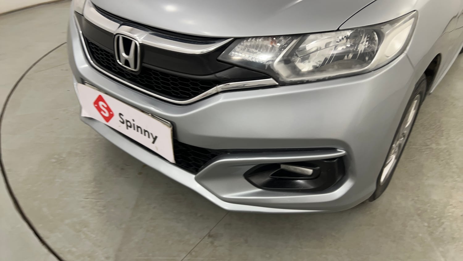 Used 2021 Honda Jazz VX CVT Petrol Automatic dents MINOR SCRATCH