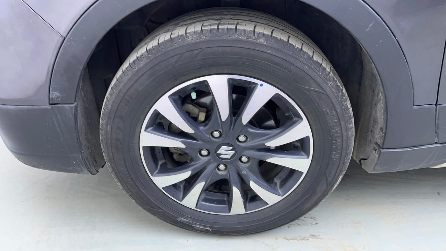 Used 2019 Maruti Suzuki S-Cross Zeta 1.3 Diesel Manual tyres LEFT FRONT TYRE RIM VIEW