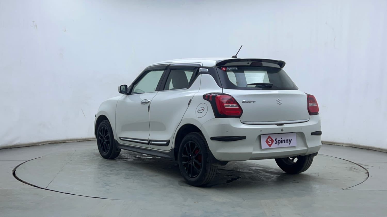 Used 2020 Maruti Suzuki Swift ZXi AMT Petrol Automatic exterior LEFT REAR CORNER VIEW