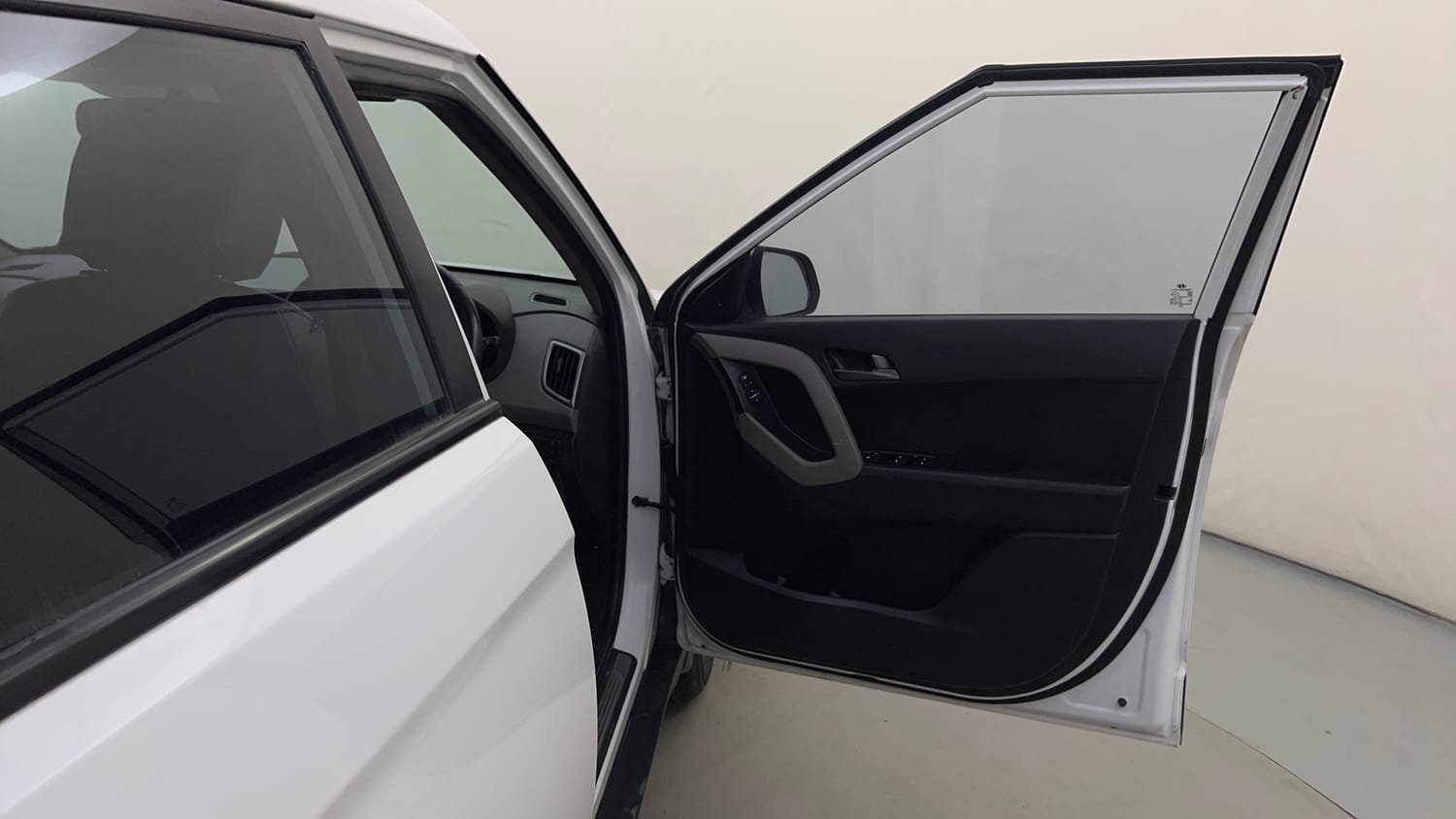 Used 2016 Hyundai Creta 1.6 SX Plus AT Petrol Petrol Automatic interior RIGHT FRONT DOOR OPEN VIEW