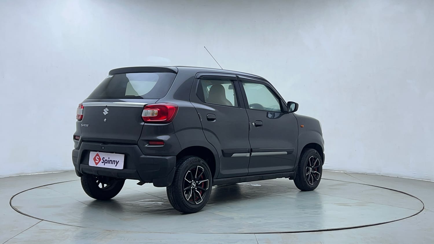 Used 2026 Maruti Suzuki S-Presso VXi Plus (O) AMT Petrol Automatic exterior RIGHT REAR CORNER VIEW