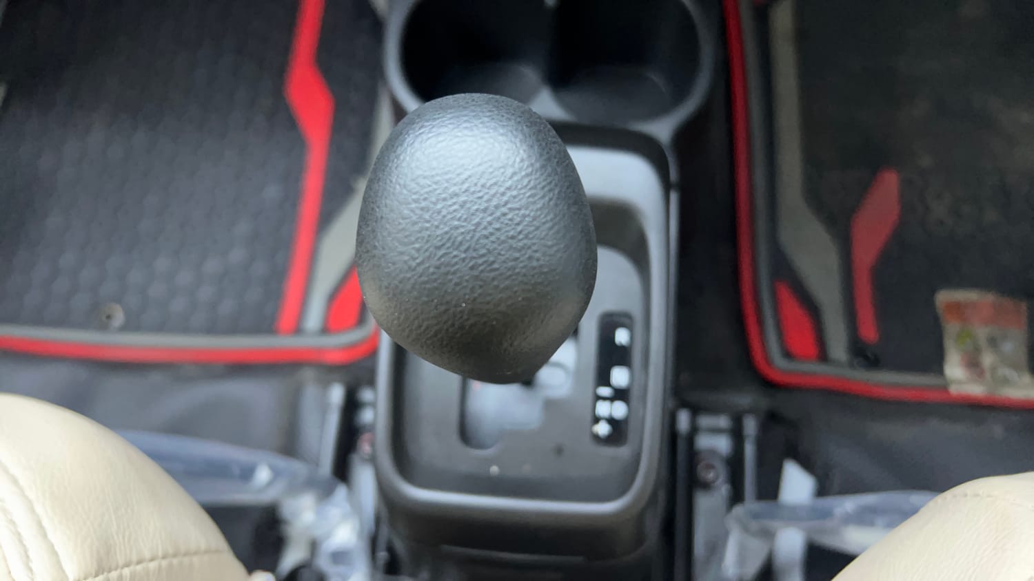 Used 2026 Maruti Suzuki S-Presso VXi Plus (O) AMT Petrol Automatic interior GEAR  KNOB VIEW