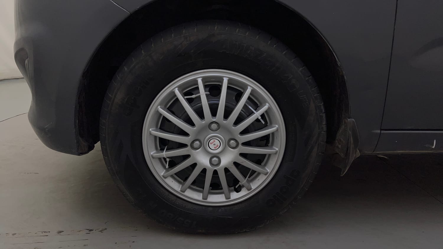 Used 2014 Hyundai i10 Era 1.1 iRDE2 Petrol Manual tyres LEFT FRONT TYRE RIM VIEW