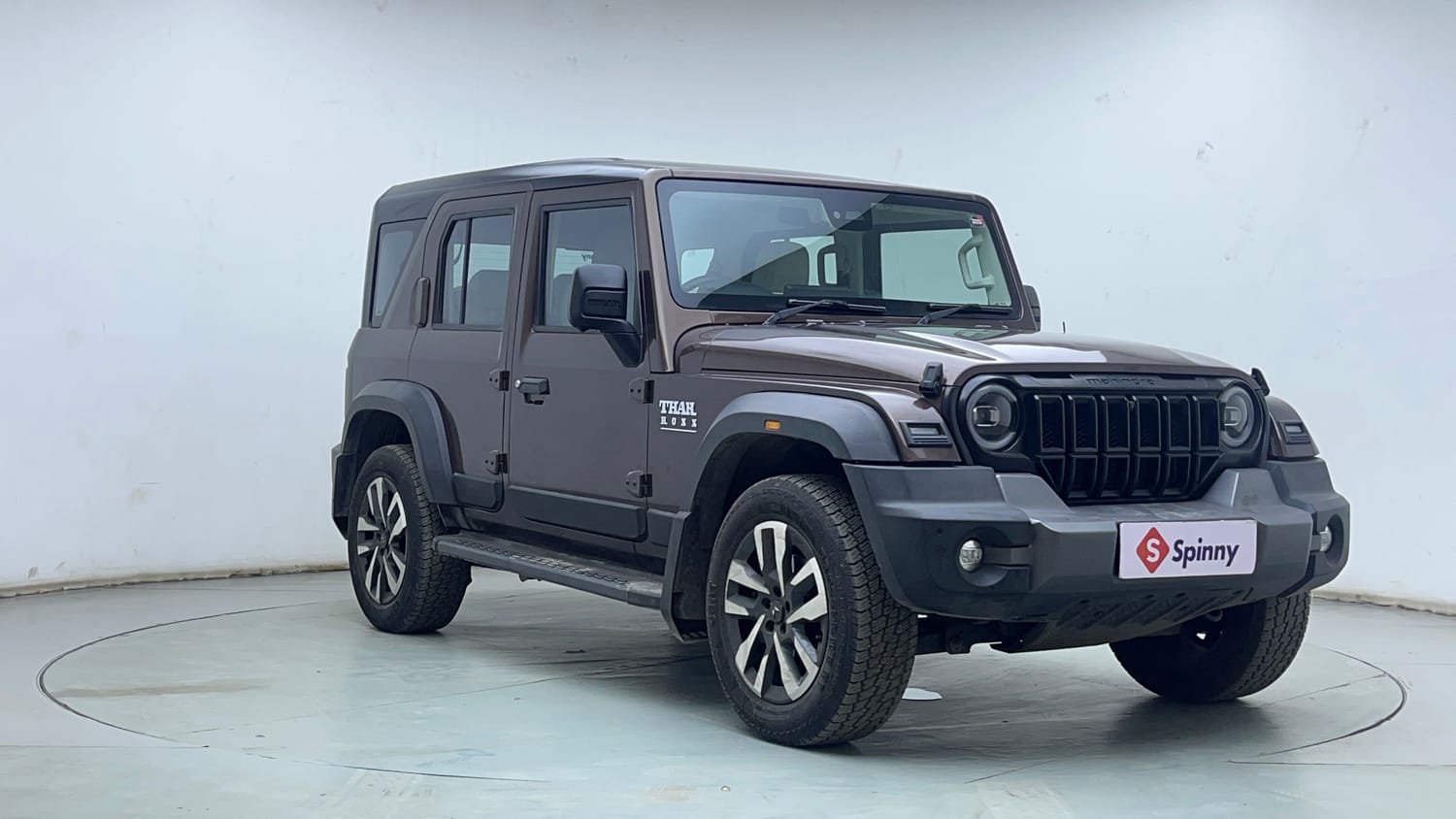 Used 2024 Mahindra Thar Roxx AX7 L Diesel AT 2WD Diesel Automatic exterior RIGHT FRONT CORNER VIEW