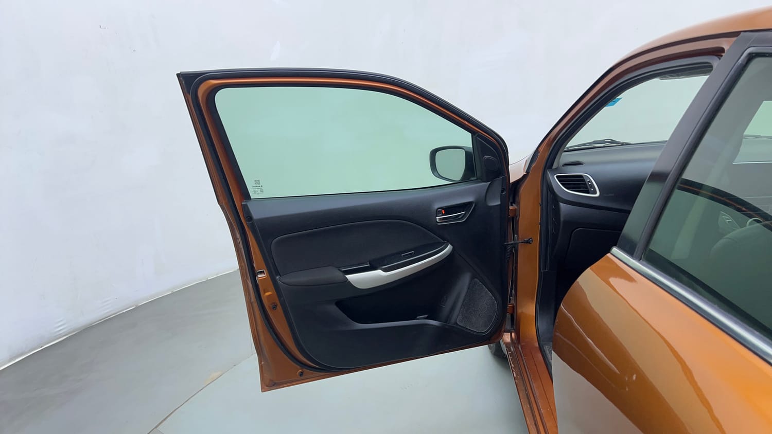 Used 2018 Maruti Suzuki Baleno Alpha 1.2 Petrol Manual interior LEFT FRONT DOOR OPEN VIEW