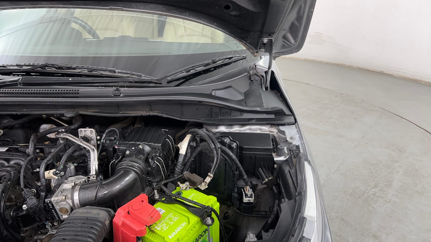 Used 2022 Honda City ZX CVT Petrol Petrol Automatic engine ENGINE LEFT SIDE HINGE & APRON VIEW