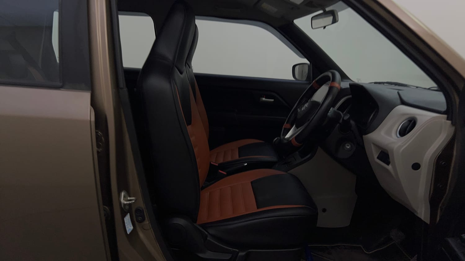 Used 2021 null Petrol Automatic interior RIGHT SIDE FRONT DOOR CABIN VIEW