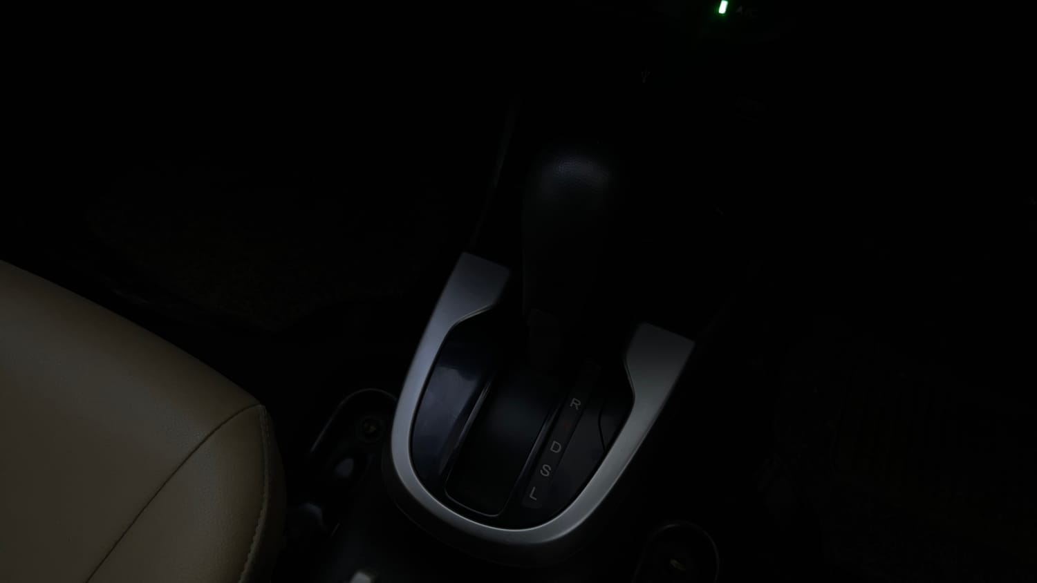 Used 2016 Honda Jazz S AT Petrol Automatic interior GEAR  KNOB VIEW