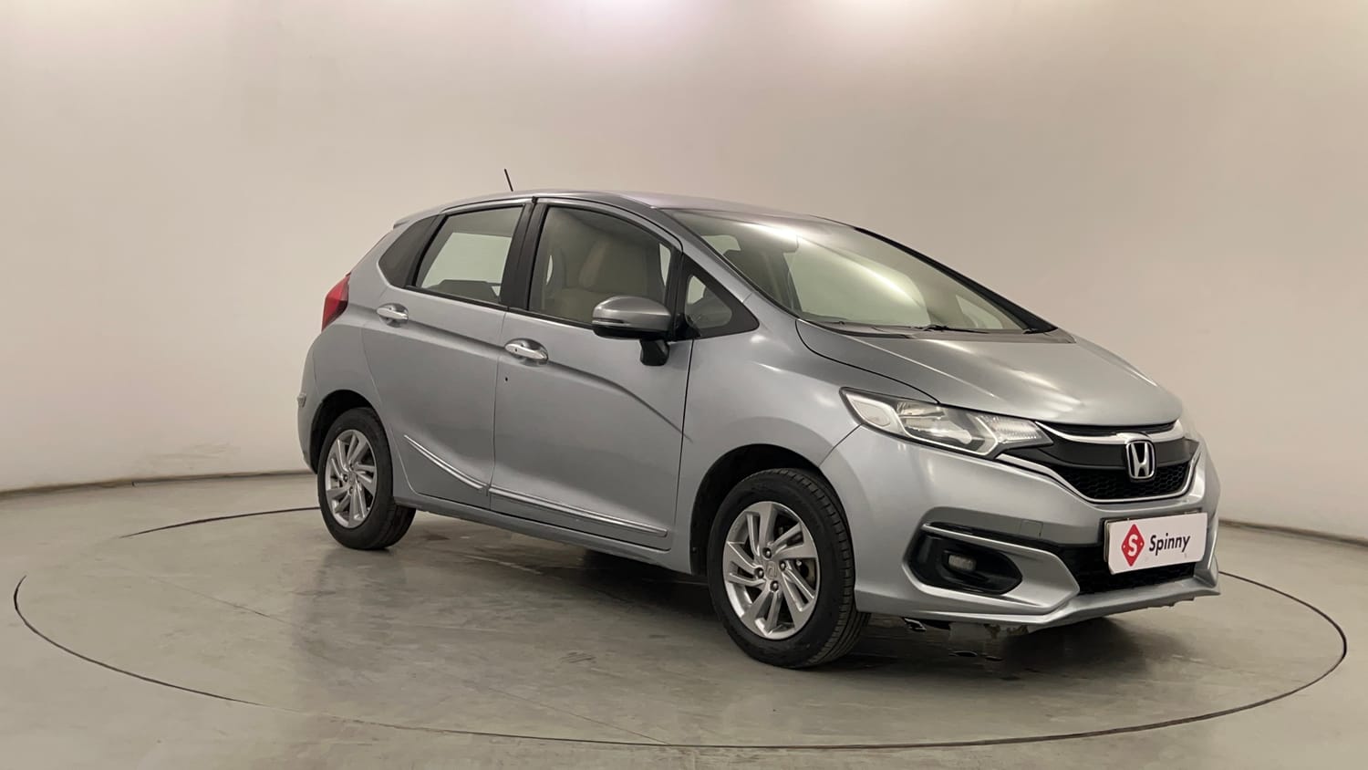 Used 2021 Honda Jazz VX CVT Petrol Automatic exterior RIGHT FRONT CORNER VIEW