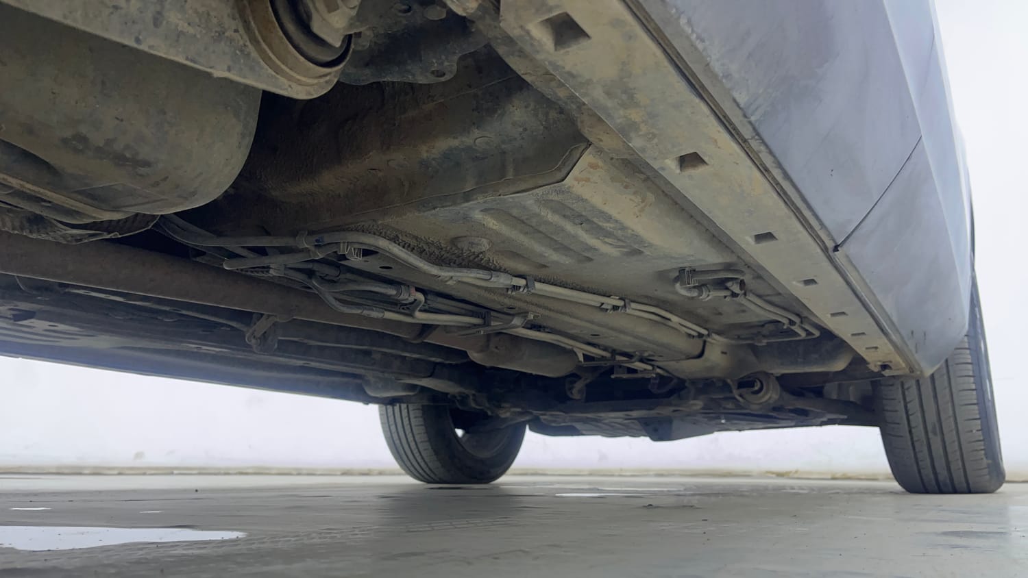 Used 2023 Tata Harrier XZ Plus Dark Edition Diesel Manual extra REAR RIGHT UNDERBODY VIEW