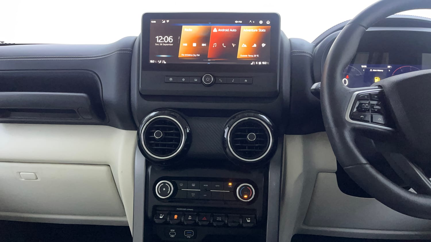 Used 2024 Mahindra Thar Roxx AX7 L Diesel AT 2WD Diesel Automatic interior MUSIC SYSTEM & AC CONTROL VIEW