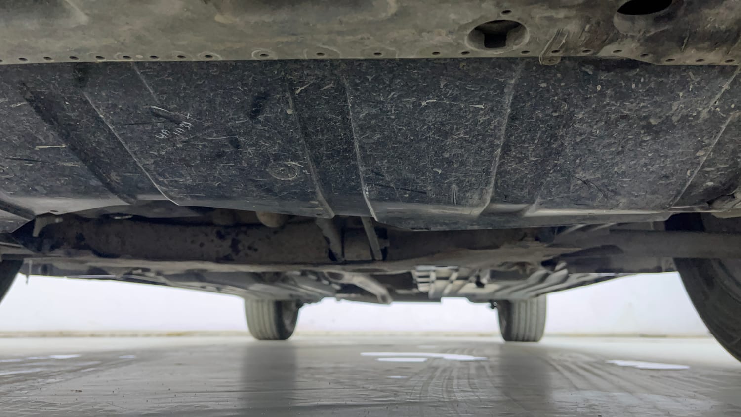 Used 2019 Maruti Suzuki S-Cross Zeta 1.3 Diesel Manual extra FRONT LEFT UNDERBODY VIEW