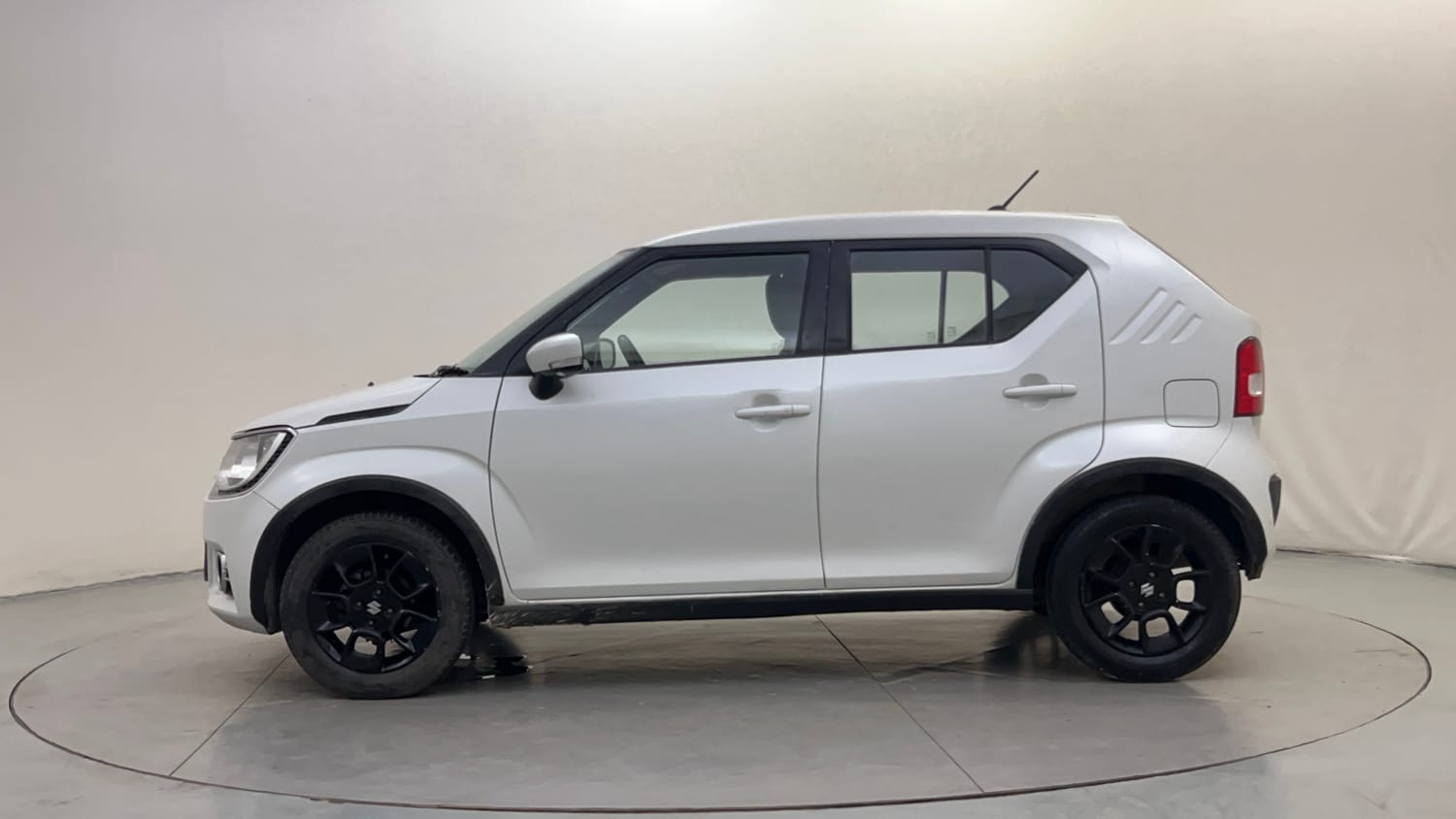 Used 2018 Maruti Suzuki Ignis [2017-2020] Zeta AMT Petrol Dual Tone Petrol Automatic exterior LEFT SIDE VIEW