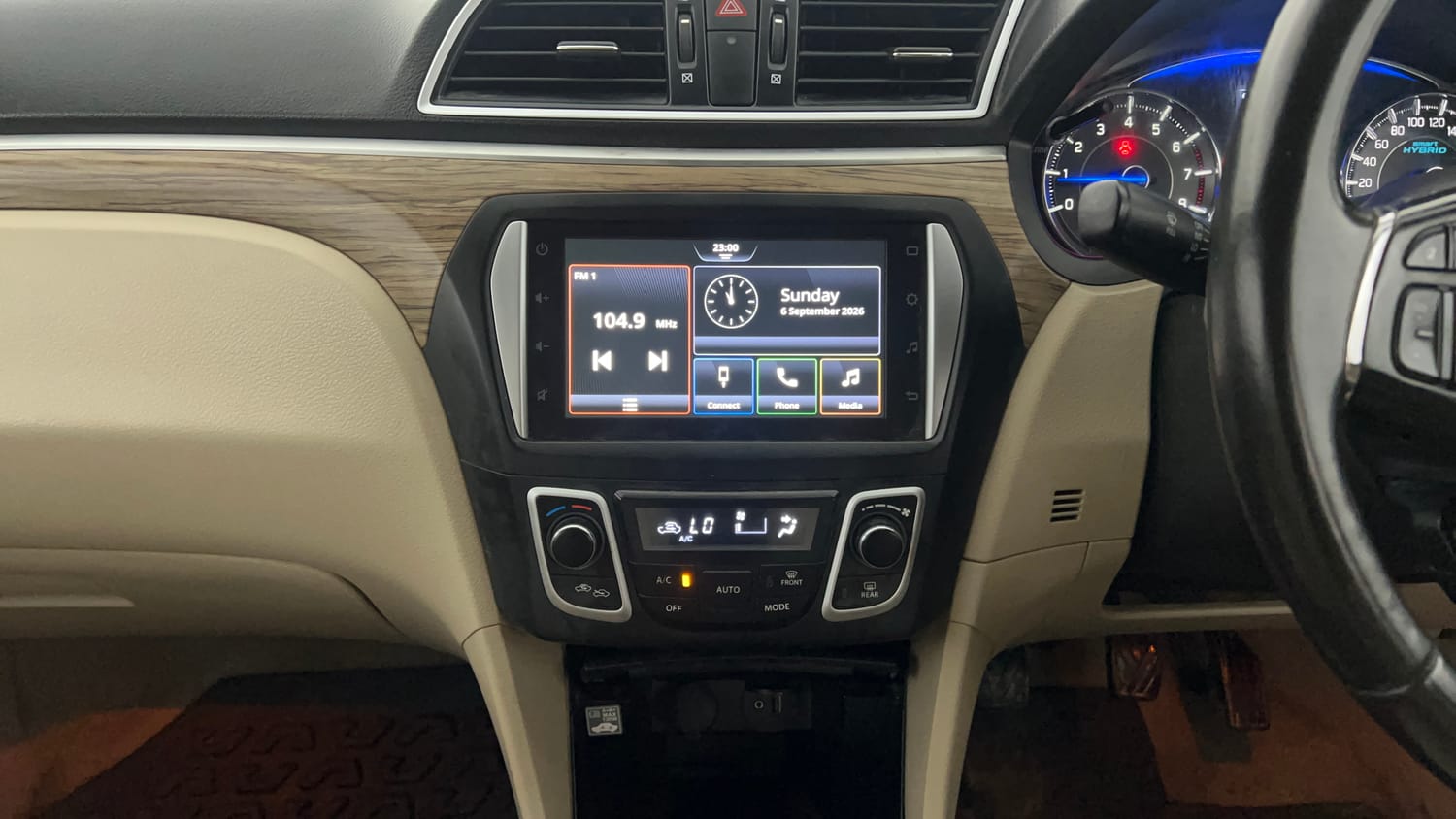 Used 2023 Maruti Suzuki Ciaz Alpha 1.5 Petrol Manual interior MUSIC SYSTEM & AC CONTROL VIEW