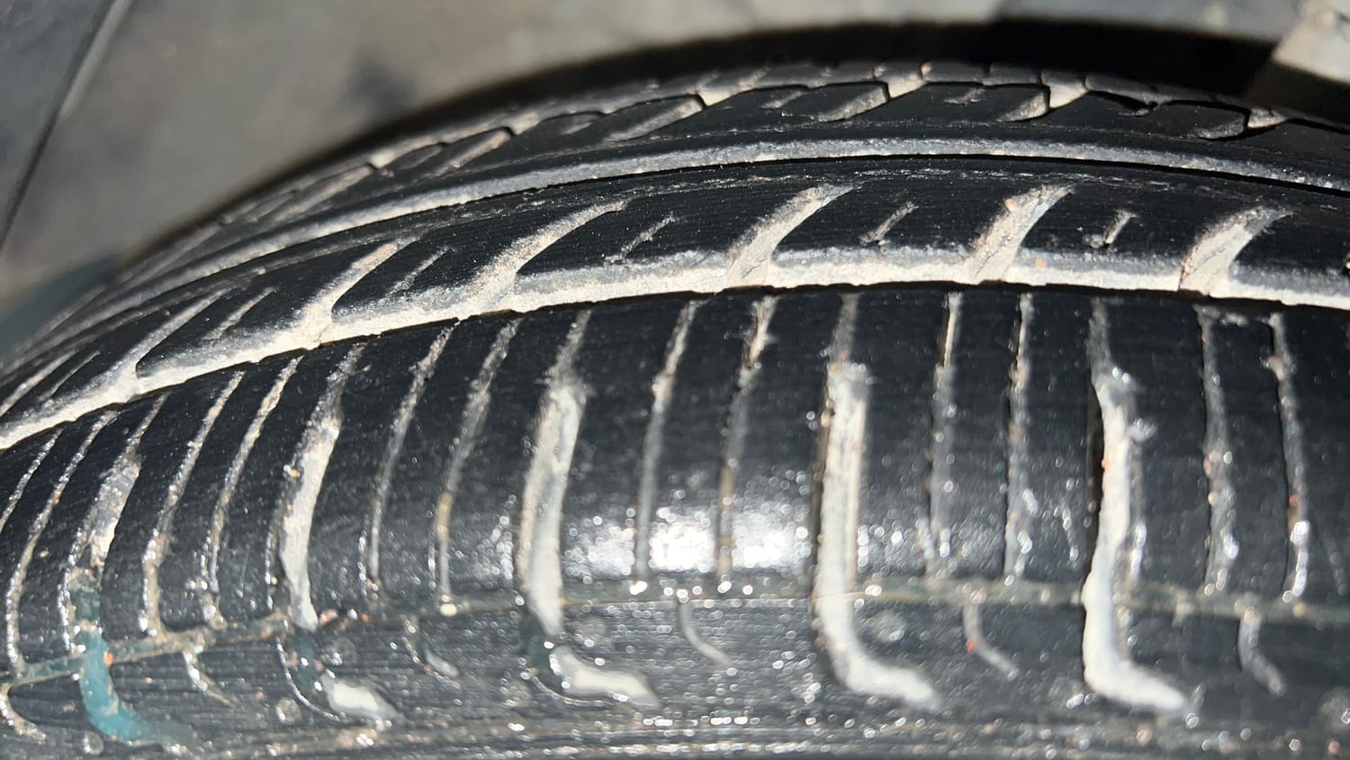 Used 2019 Datsun Redi-GO T (O) Petrol Manual tyres RIGHT FRONT TYRE TREAD VIEW