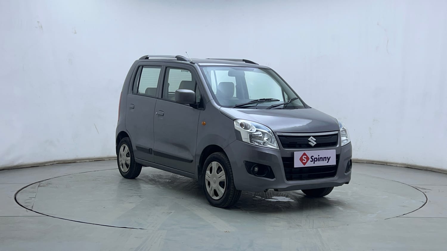 Used 2017 Maruti Suzuki Wagon R 1.0 VXI AMT Petrol Automatic exterior RIGHT FRONT CORNER VIEW