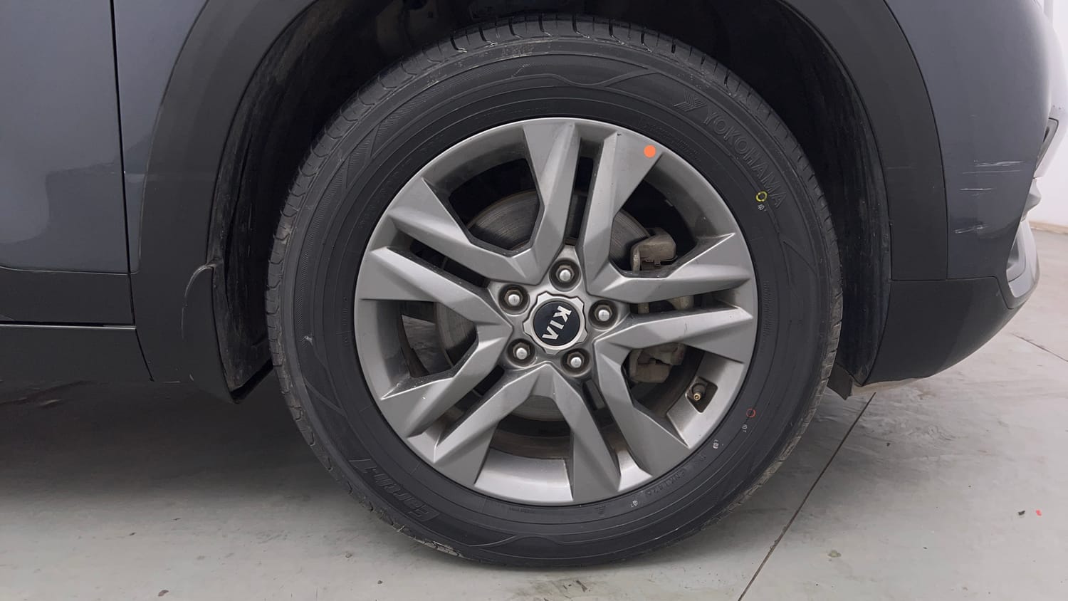 Used 2019 Kia Seltos HTX Plus 1.5 Diesel Diesel Manual tyres RIGHT FRONT TYRE RIM VIEW