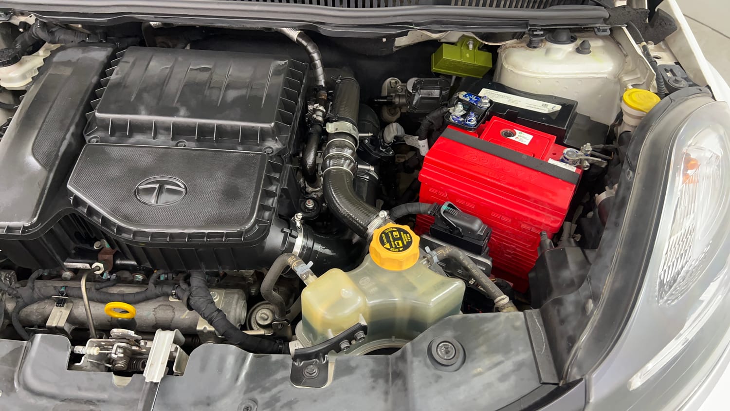 Used 2019 Tata Nexon XZA Plus Diesel Diesel Automatic engine ENGINE LEFT SIDE VIEW