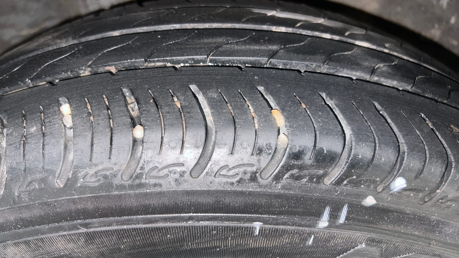 Used 2019 Honda Amaze 1.2 VX CVT Petrol Petrol Automatic tyres RIGHT REAR TYRE TREAD VIEW
