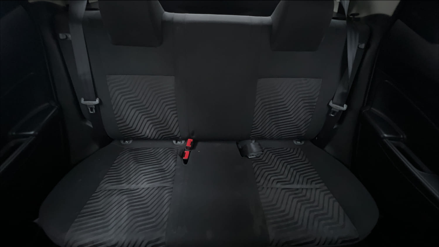 Used 2018 Maruti Suzuki Swift VDi AMT Diesel Automatic interior REAR SEAT CONDITION VIEW